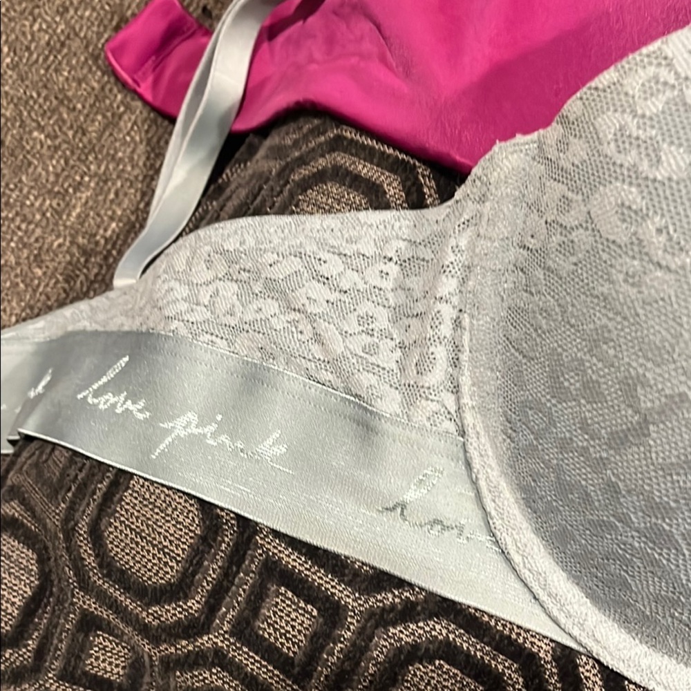 PINK and Victoria's Secret bras - Picture 3 of 9